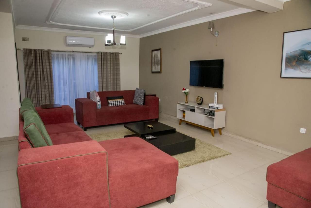 Royal Suites Apartments Lusaka Exterior photo